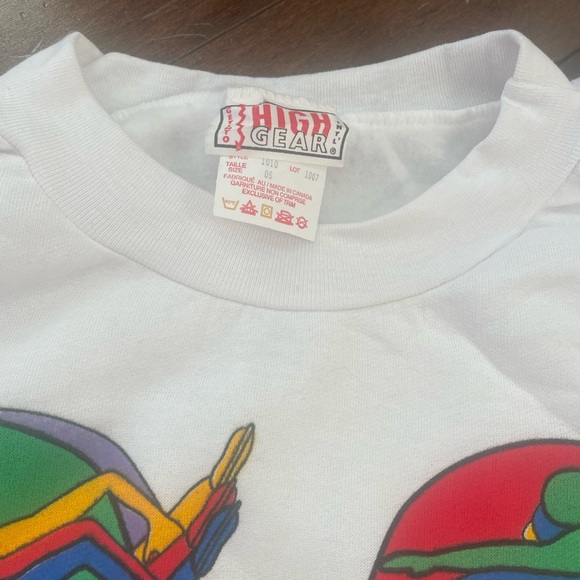 Vintage crewneck sweatshirt. Canadian Fiqure Skating Association. 1992 France. - Picture 4 of 4